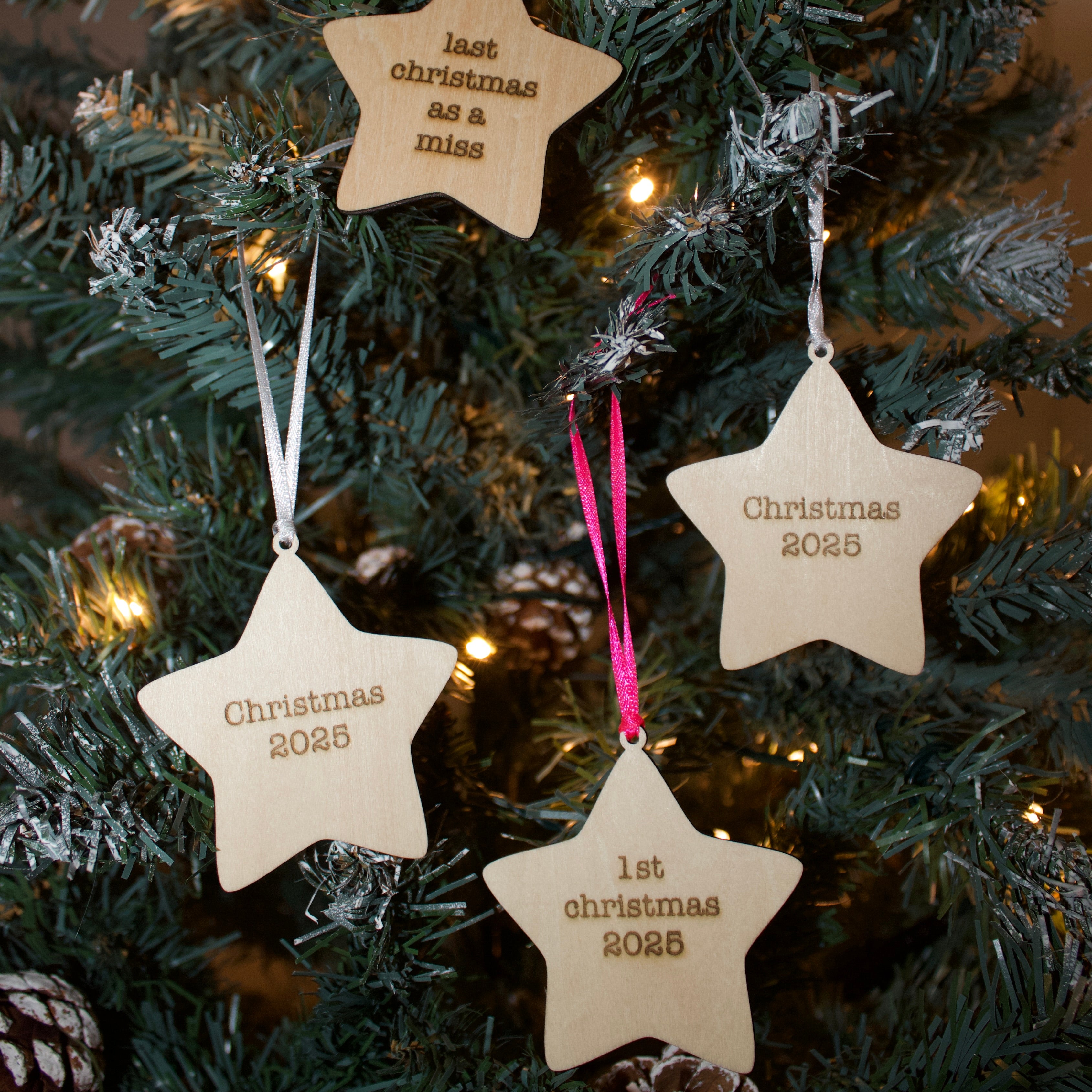 'Christmas 2025' Hanging Wooden Christmas Star Decoration